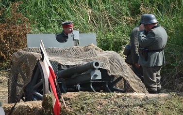 z18
