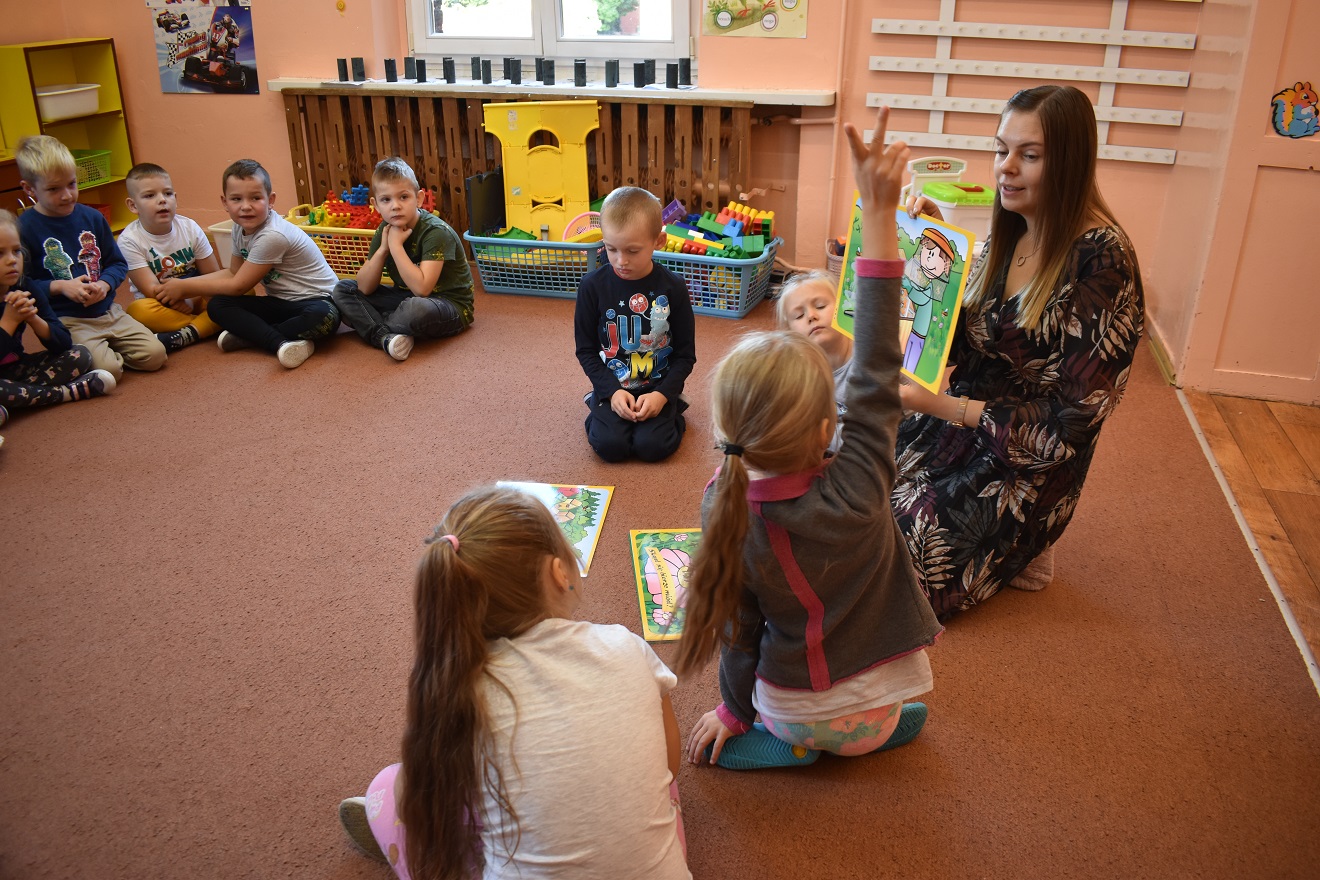 Kcynia Kultura pałucka, pszczółkowe wariacje i ogródek sensoryczny. W