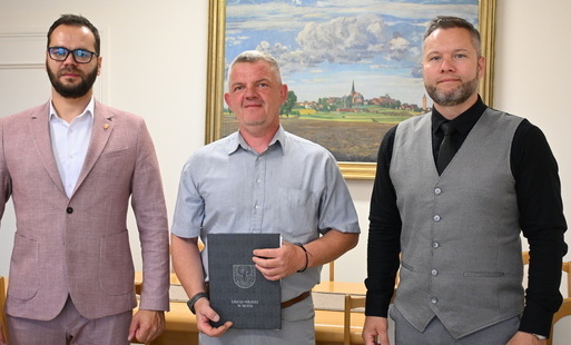 Zdjęcie do Kolejny budynek z nowym ogrzewaniem. Podpisano umowę&nbsp;