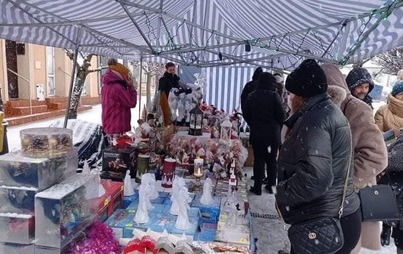 Zdjęcie do Wyjazd na jarmark do Bydgoszczy oraz kcyński kiermasz świąteczny 